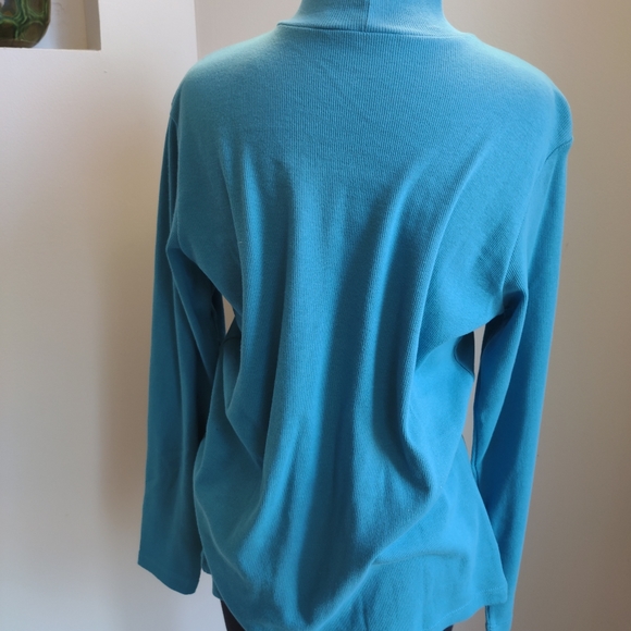 New turtleneck Long sleeve shirt - Picture 2 of 4
